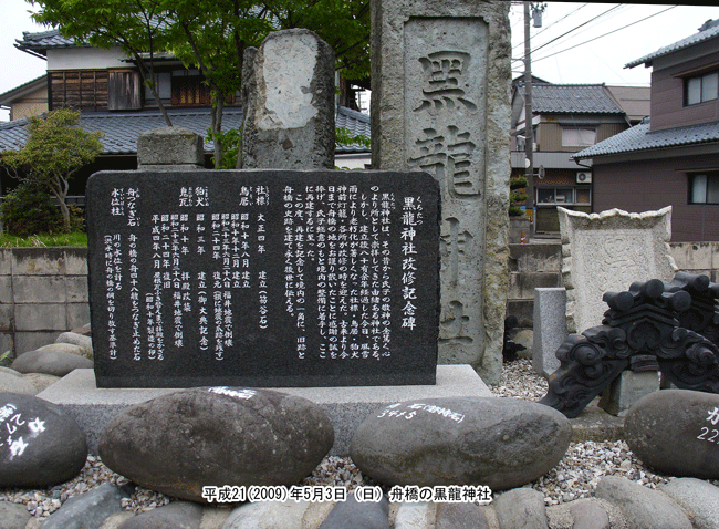 �R������